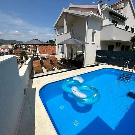 Villa Milena-With A Pool Trogir Exterior foto