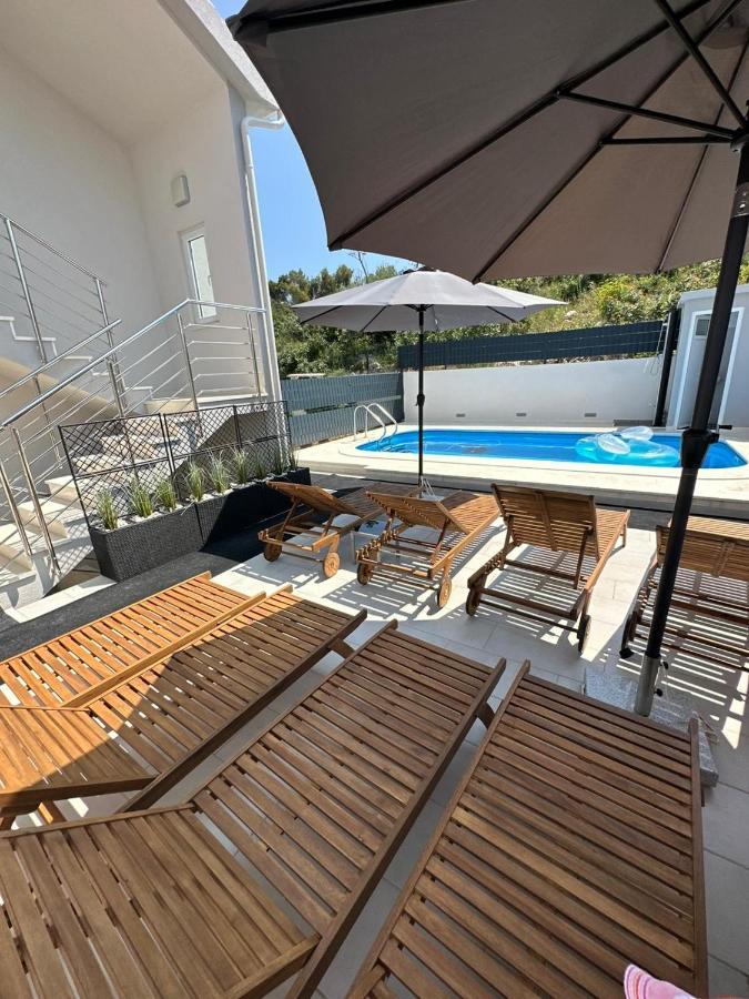 Villa Milena-With A Pool Trogir Exterior foto